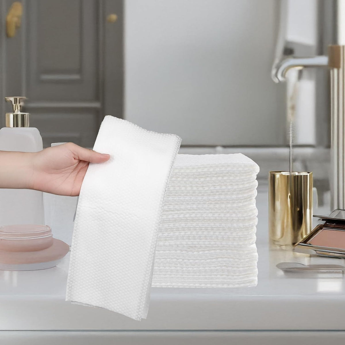 Molain 100Pcs Disposable Bath Hair Towels, Pure Cotton Absorbent Large Luxury Tissues, 27.5" x 12" Salon Spa Towels for Massage Yoga Camping Trips (White)